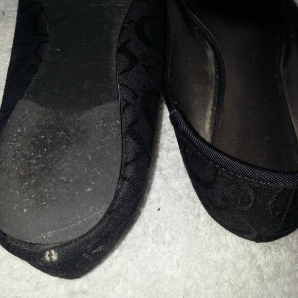 Black Guess Ballet Flats With Charm - Picture 9 of 11